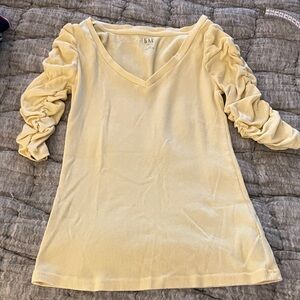 GAP Women's Light Yellow Ruched Sleeve Top